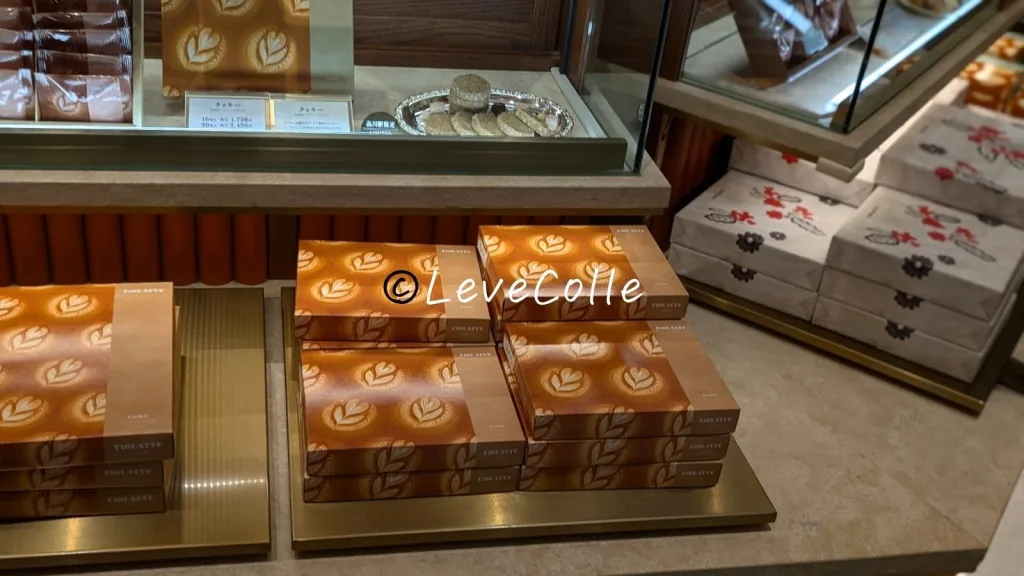 Limited edition souvenir sweets that can only be purchased at Shinagawa Station