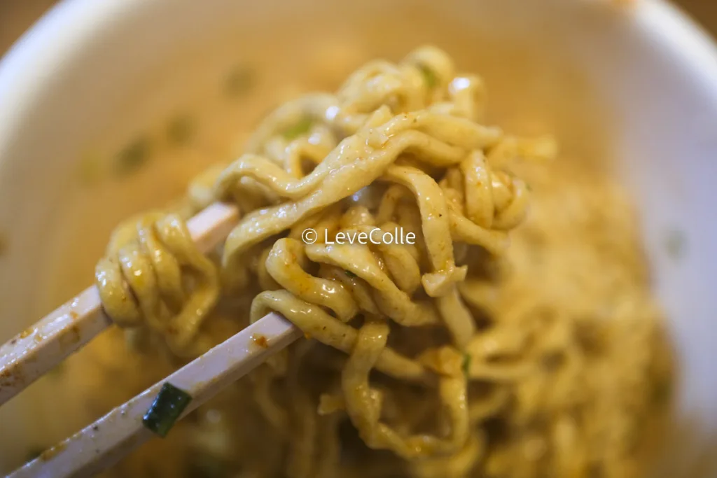 ベースパスタBASE PASTA旨辛まぜそば