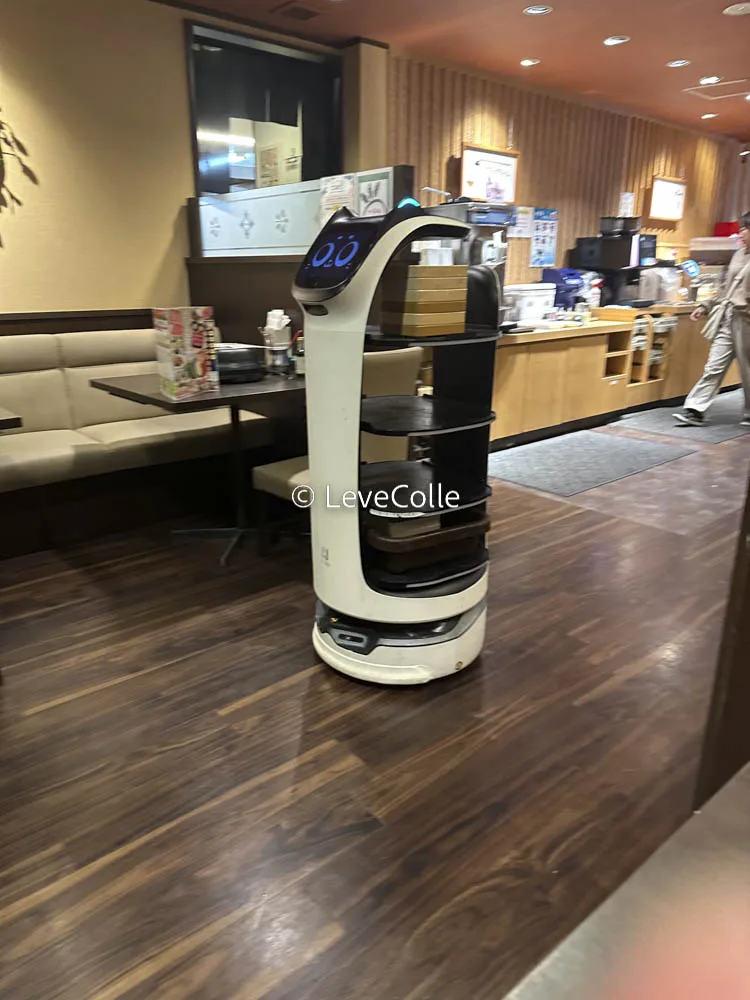 しゃぶ葉ロボット