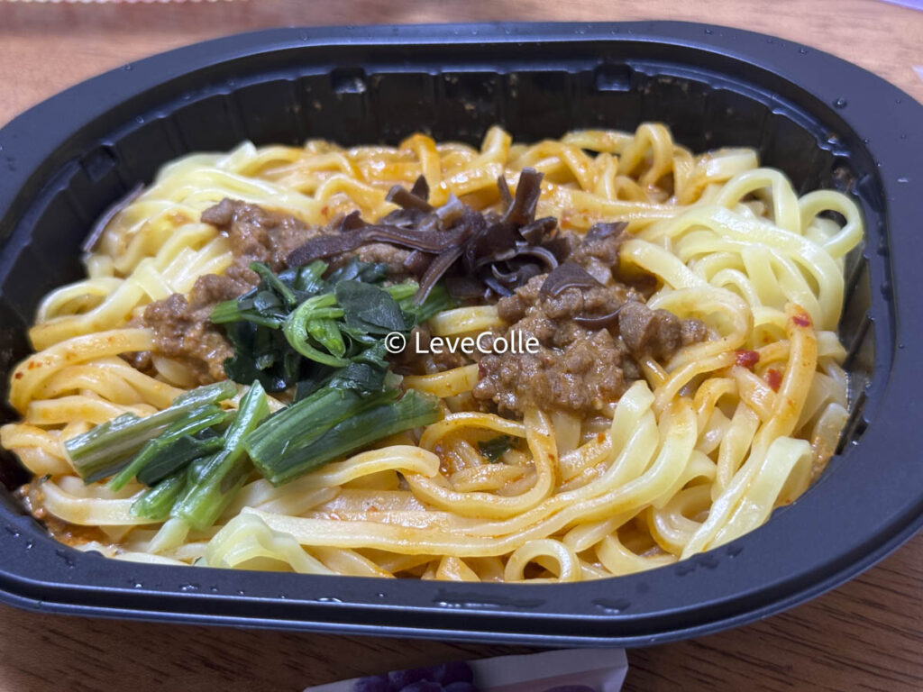 汁なし担々麺