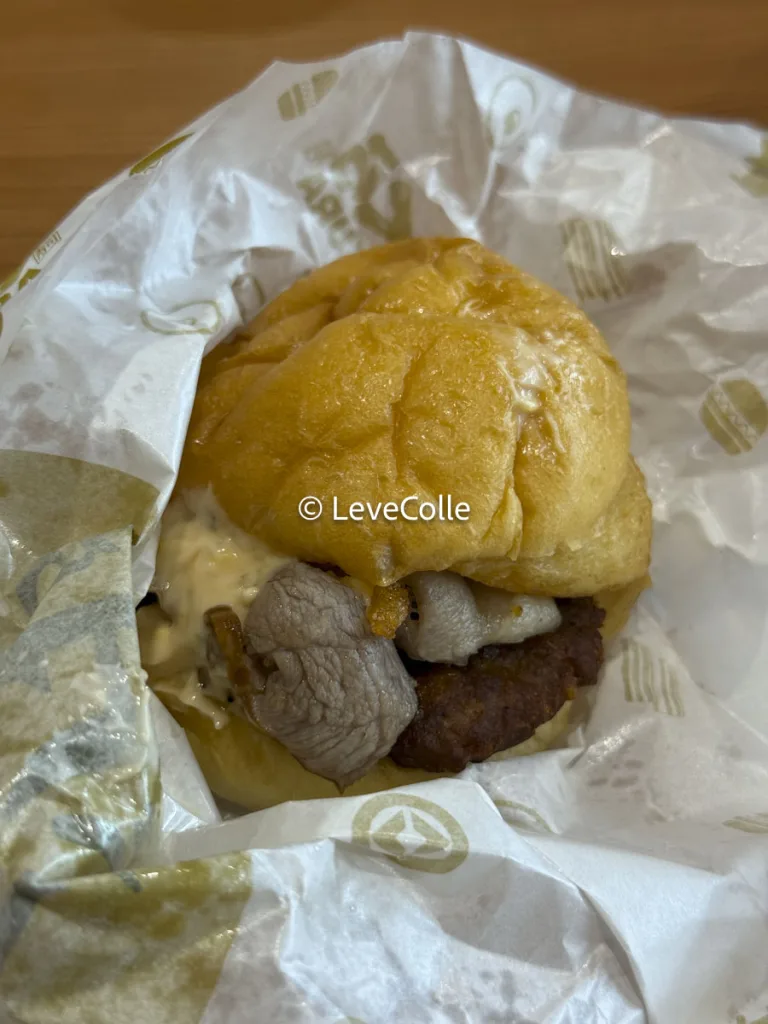 くら寿司月見バーガー