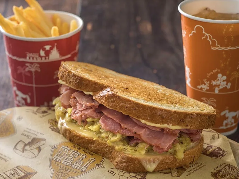 ディズニーシーフードランキング熱狂マニアさんルーベンホットサンド