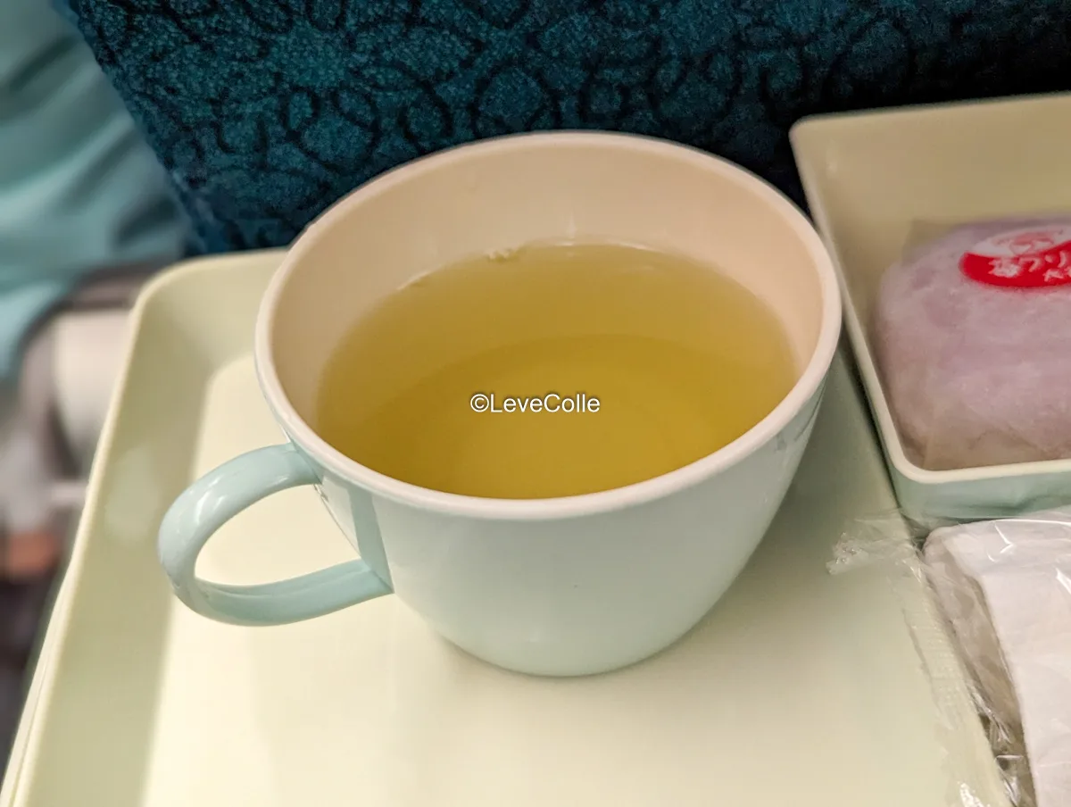 ベトナム航空機内食、食後お茶
