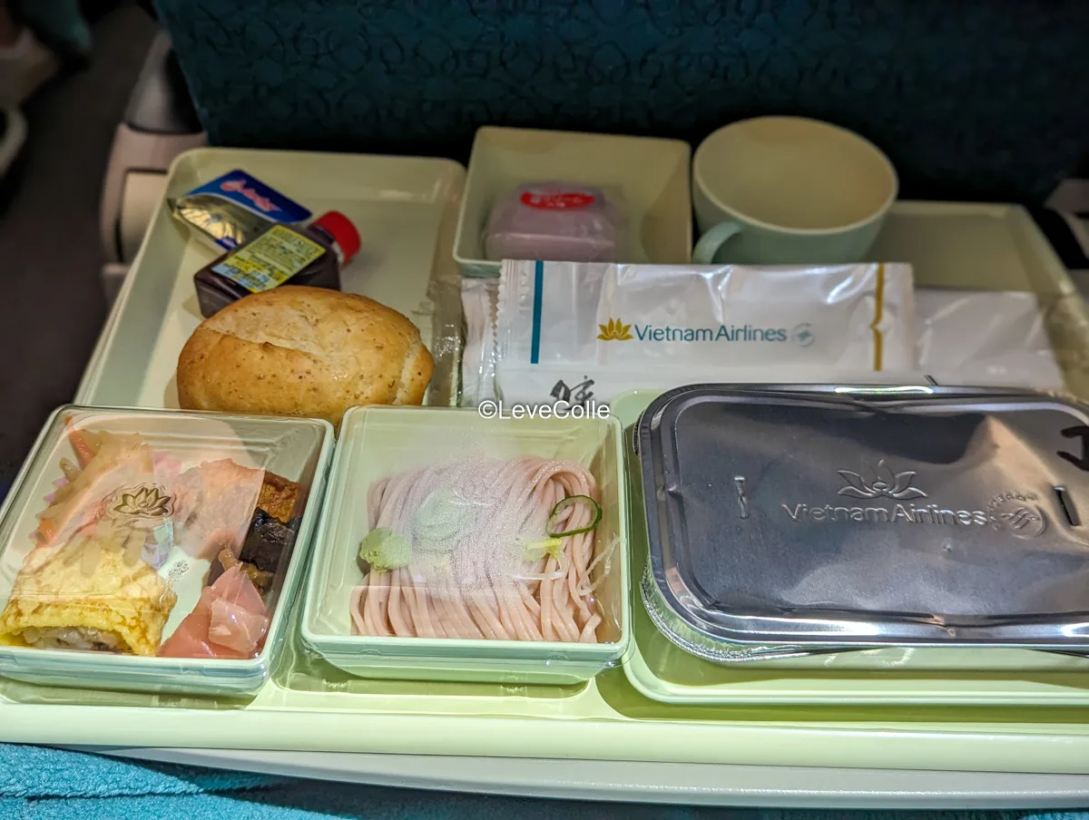 ベトナム航空機内食